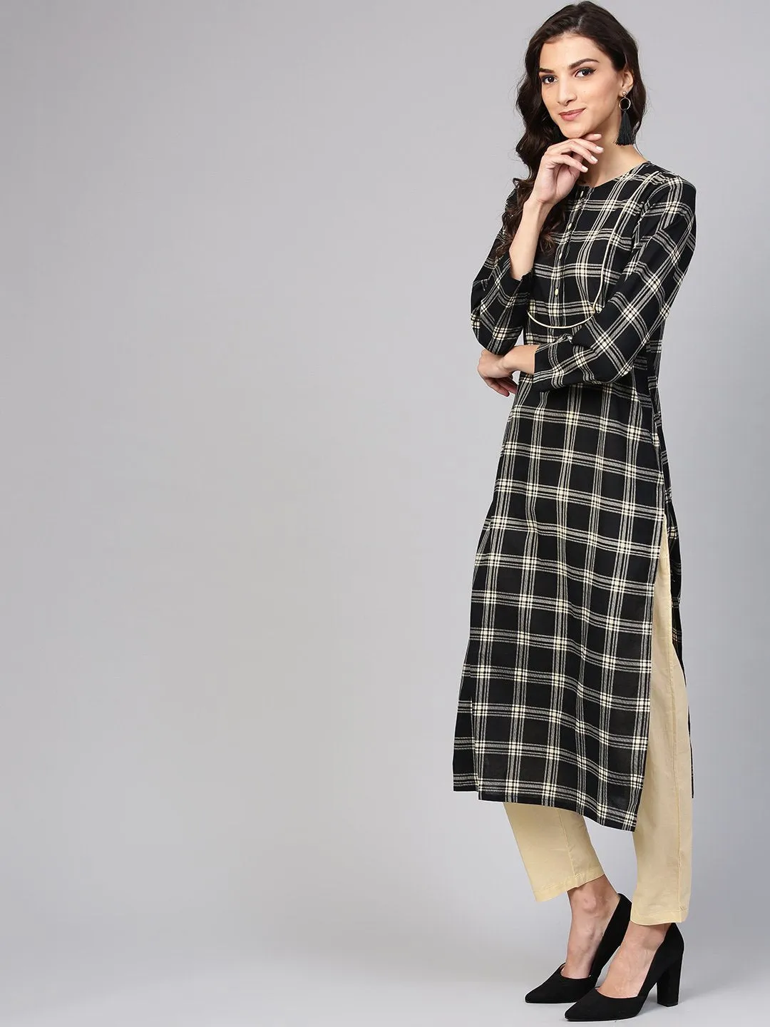 Black & Cream Checked Kurta Set With Solid Cream Pants