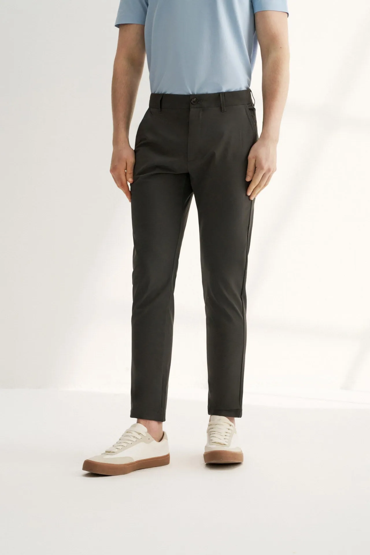 Compact Multi-Way Stretch Casual Pants in Slim Tapered Fit