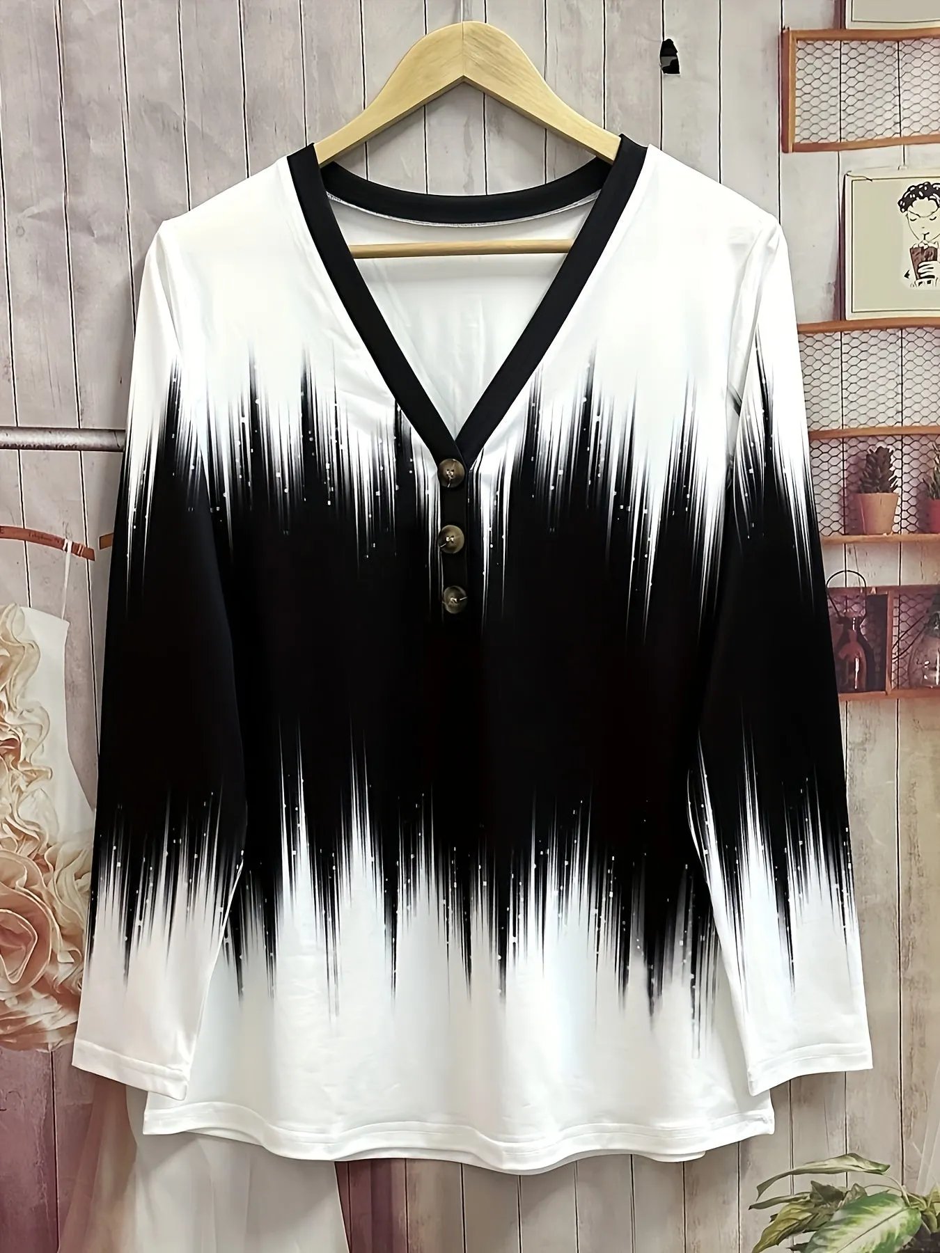 Ombre Stripe Print Plus Size Long Sleeve V Neck Tshirt