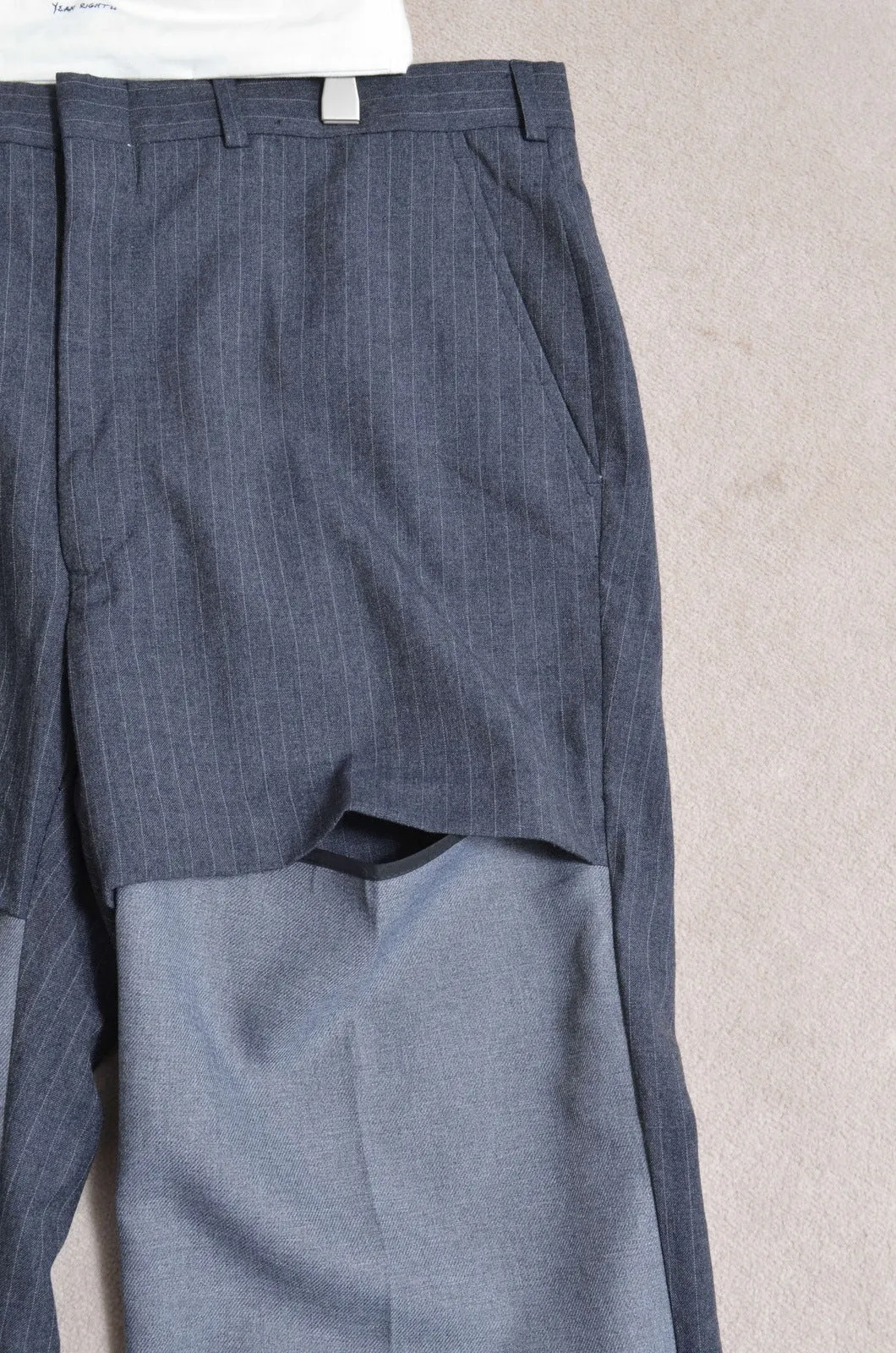 SLIT SLACKS PT GRY / 02_A