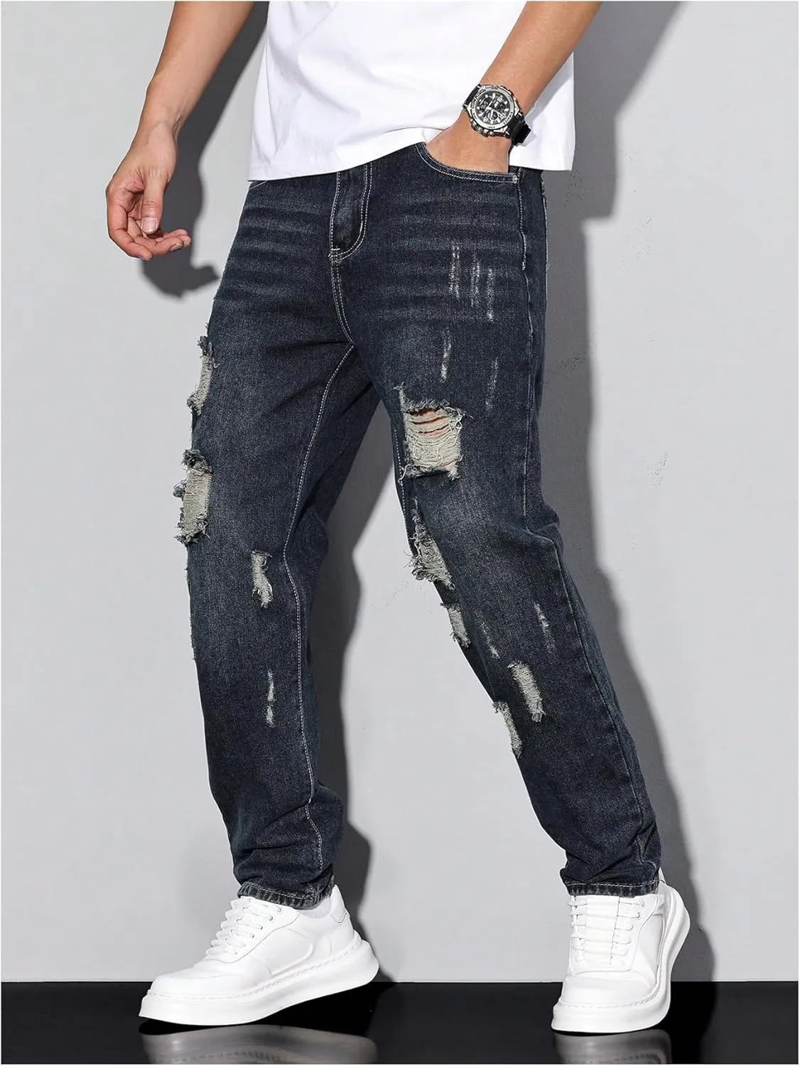 Verdusa Men's Vintage Distressed Ripped Jeans Straight Leg Denim Pants with Pockets