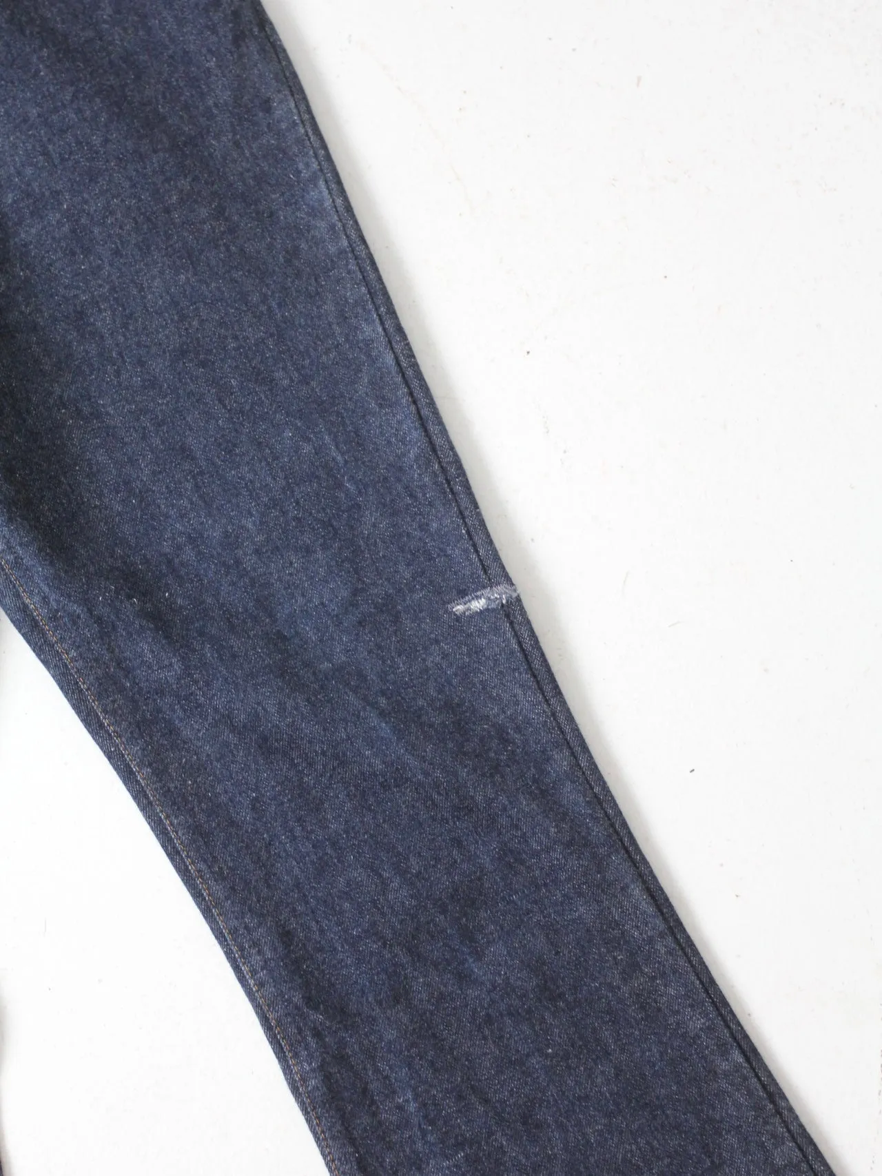 vintage 70s dark wash Levis 30 x 30