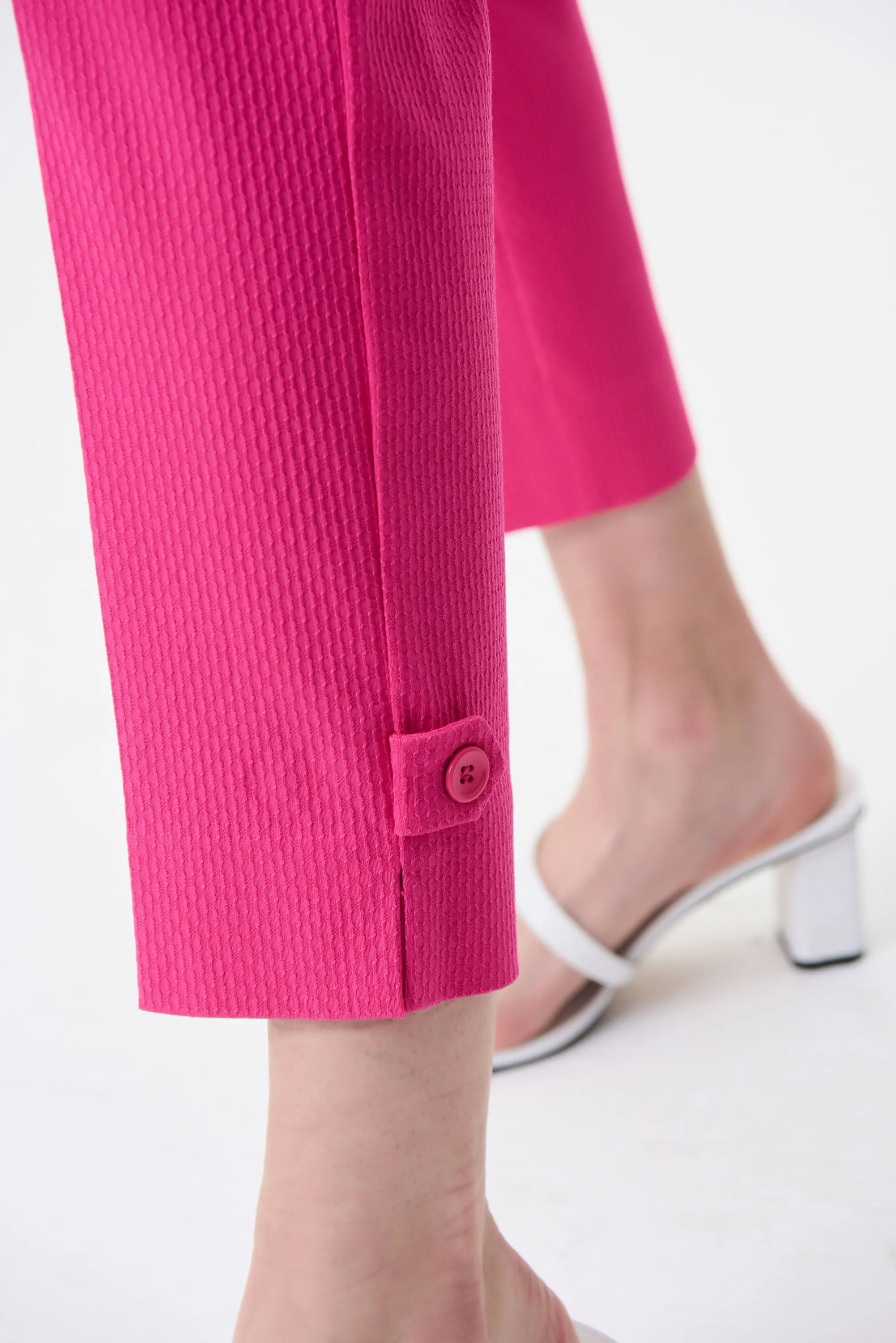 WHITE PIQUE CROP PANT